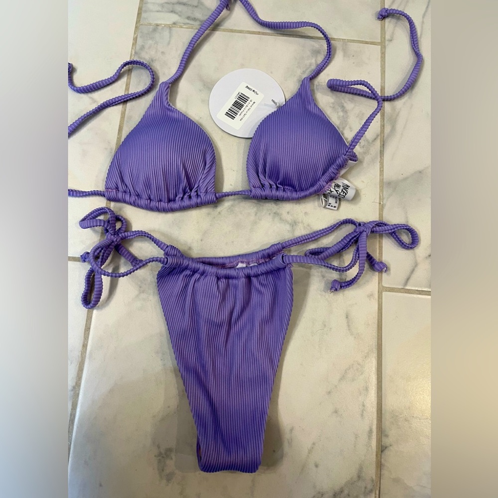 Bikini!